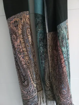 Bufanda pashmina mujer estampado azul lila