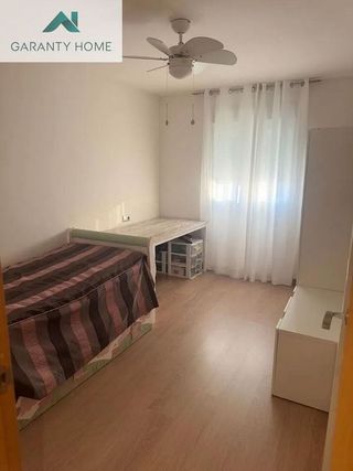 Piso en venta en La Luz - El Torcal en Málaga