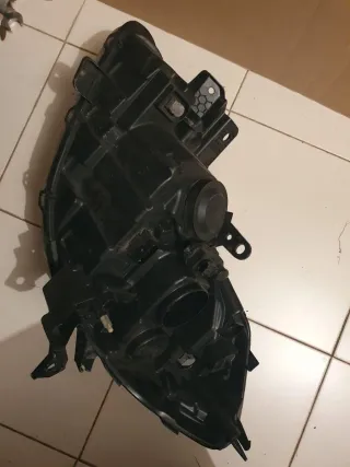 Faro Derecho Renault Clio Restyling