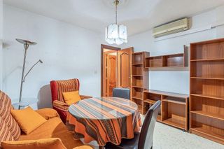 Piso en venta en Pajaritos - Plaza de Toros en Granada