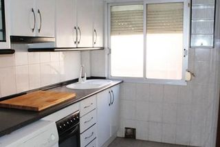 Piso en venta en Los Molinos - Villa Blanca en Almería