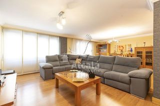 Piso en venta en Ensanche en Alcalá de Henares