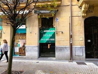 Local comercial en venta en Centro en San Sebastián-Donostia