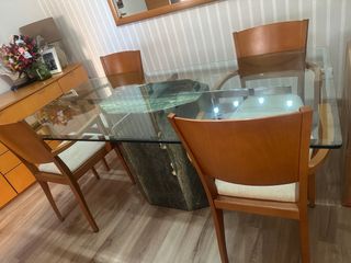 Pack de Mesa Comedor Marmol y 4 Sillas Madera