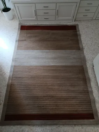 Alfombra de interior marrón y beige