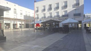 Local comercial en venta en Núcleo Urbano en Chiclana de la Frontera