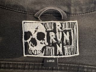 Cazadora vaquera negra