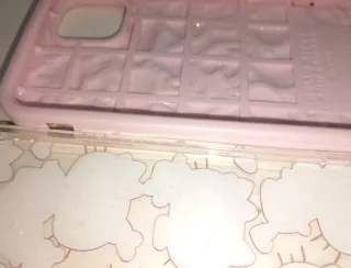 2 Fundas iPhone 11 Hello Kitty