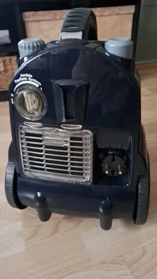 Aspiradora Rowenta Ambia con bolsa