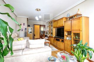 Piso en venta en Zona Teatro Campoamor en Oviedo