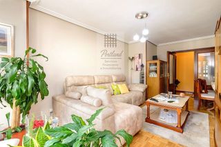 Piso en venta en Zona Teatro Campoamor en Oviedo