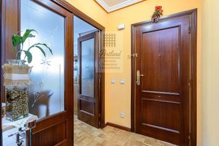 Piso en venta en Zona Teatro Campoamor en Oviedo