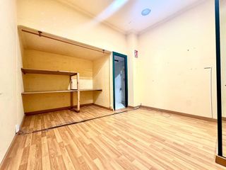 Local comercial en venta en Castilla - Hermida en Santander