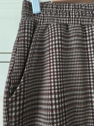 Pantalón estampado Stradivarius