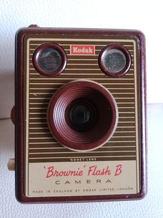 Cámara Kodak Brownie Flash B
