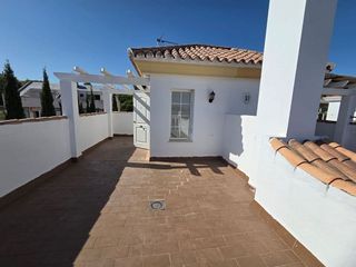 Casa pareada en alquiler en Lomas de Marbella Club - Puente Romano en Marbella