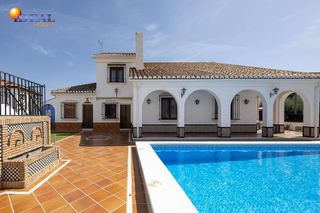 Chalet en venta en Ogíjares