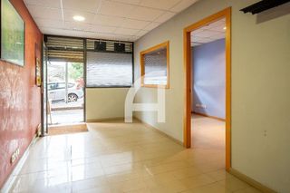 Local comercial en venta en Can Calders - Mas Lluí - Roses Castellbell en Sant Feliu de Llobregat