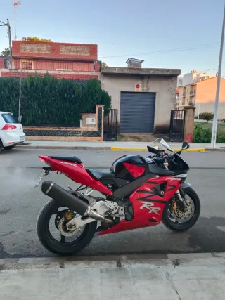 Honda CBR 954 RR Fireblade