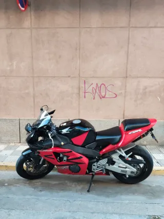 Honda CBR 954 RR Fireblade