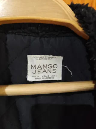 Chaqueta vaquera negra con borreguito