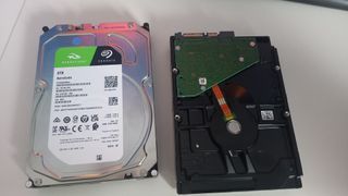 i7 7700K 4.2Ghz 32GB RAM RX6600 1TB SSD