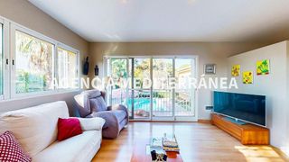 Chalet en venta en Picassent