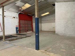 Nave industrial en alquiler en Parque Atlántico - Los Arcos - Aeropuerto Viejo en Sevilla