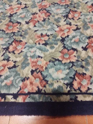 Alfombra floral lana