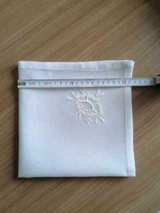 Tapete de tela bordado