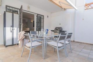 Casa pareada en venta en Las Lagunas en Mijas