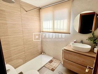 Casa adosada en venta en Teatinos en Málaga