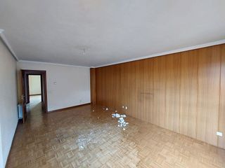 Piso en venta en Villaquilambre