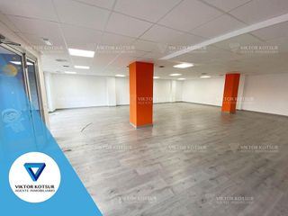 Local comercial en venta en Nueva Andalucía en Almería
