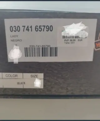 Botines negros talla 40 nuevos.