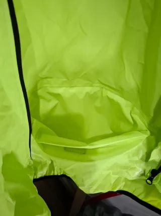 Chubasquero  verde reflectante