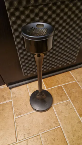 Posacenere a colonna vintage nero anni 70