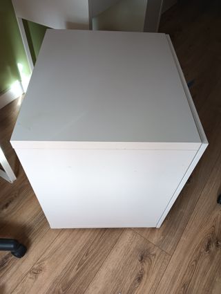 Mueble de almacenaje blanco