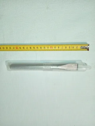 Cincel metálico con protectores