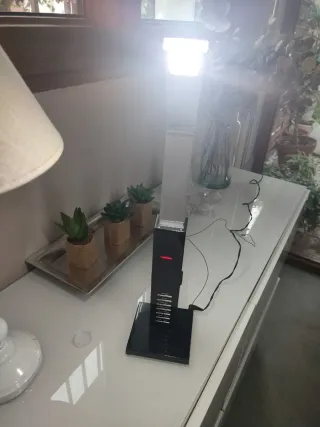 Lámpara LED con Radio