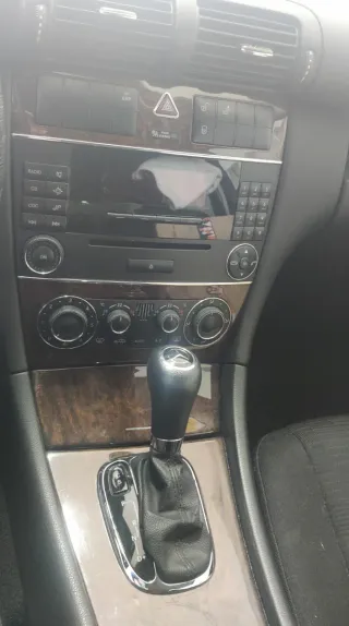Mercedes-Benz Clase C 2006