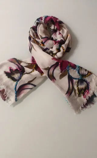 Foulard estampado flores bonito