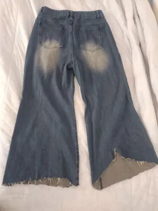 Pantalones vaqueros anchos con estrellas