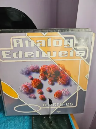 Vinilo Analog Edelweis – Esfera-es | 12”
