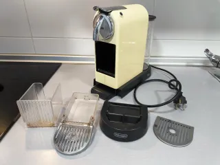 Cafetera Nespresso DeLonghi para despiece