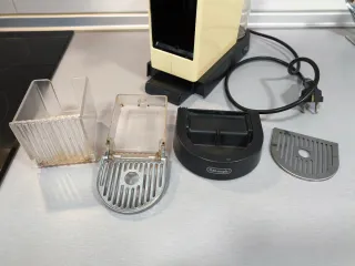 Cafetera Nespresso DeLonghi para despiece