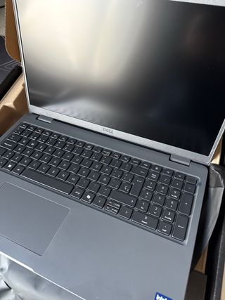 Portátil Dell Latitude 3550 Negro