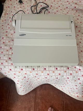 Máquina de escribir Samsung SQ-1000