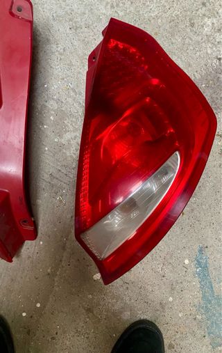 Stop posteriore Ford Fiesta 2014