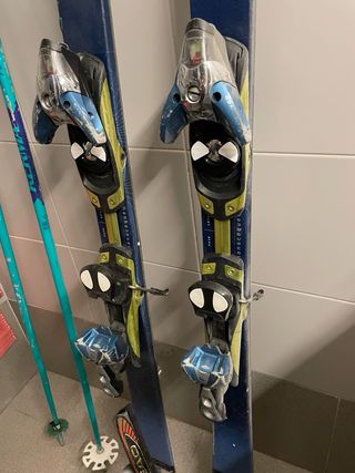 Pack Esquís Salomon amb Pals i botes talla 44